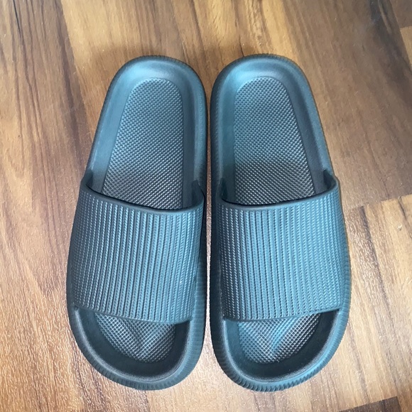 Slides - Picture 2 of 4